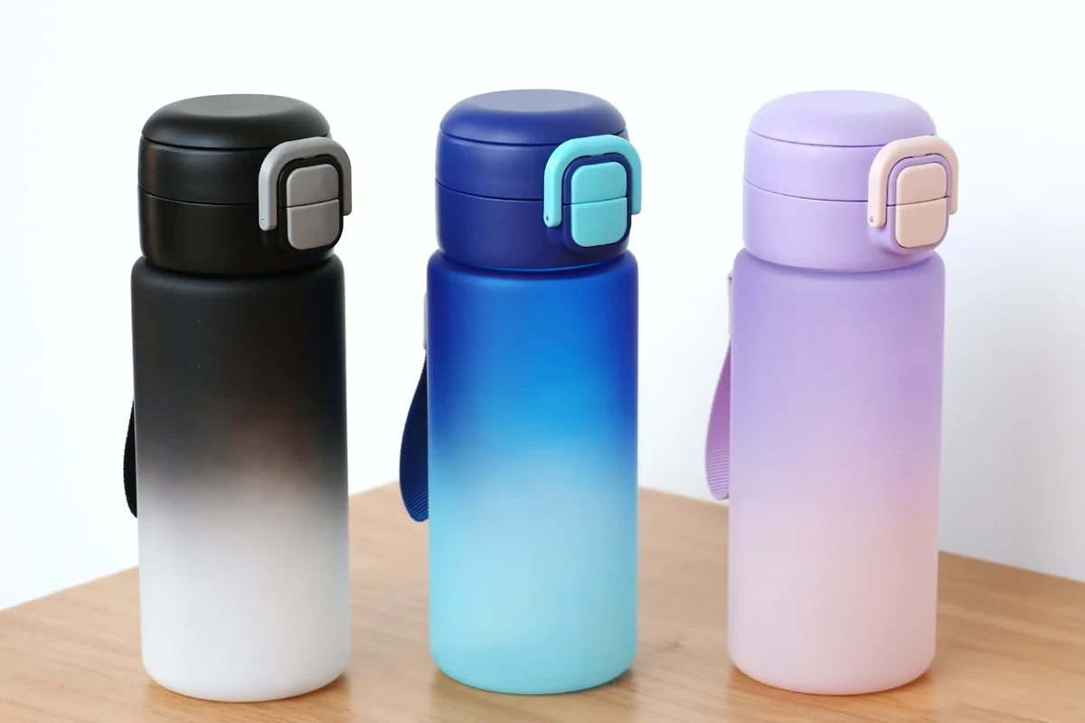 How Should Convenience Stores Choose Reusable Water Bottles for Wholesale Retail?