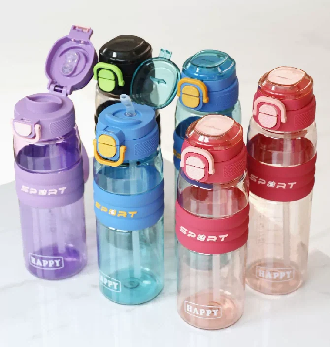 XUYI plastic sport bottle and kids bottle assortment